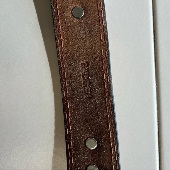 Badger Cowhide Belt - Picture 3 of 6